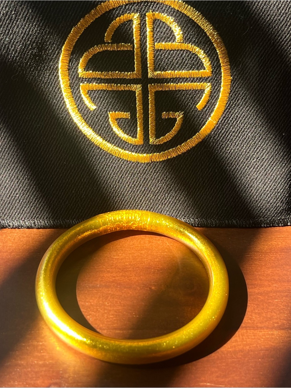 BuDhaGirl Gold Tzubbie All Weather Bangle w/ Pouch Size Large NWOT